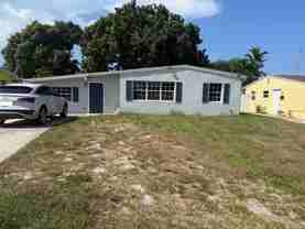 2814 Buckley Ave - Photo 1 of 1
