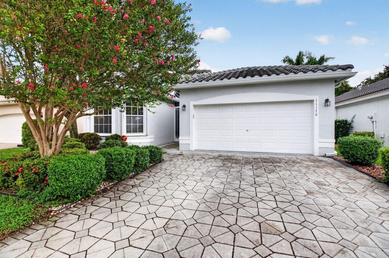 11176 Ihilani Way - Photo 3 of 50