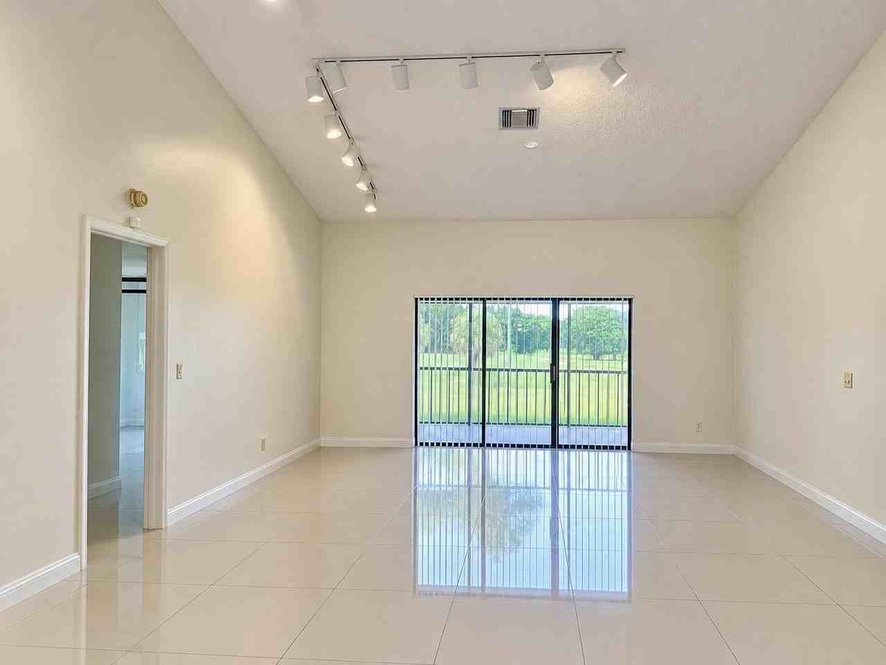 5150 Fountains Dr S #211 - Photo 7 of 39