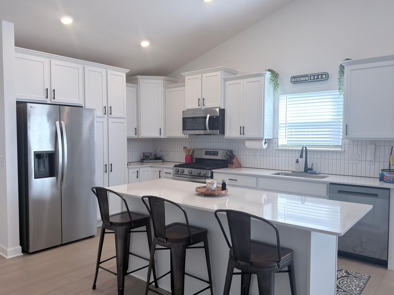 23245 Farmstead Way - Photo 6 of 41