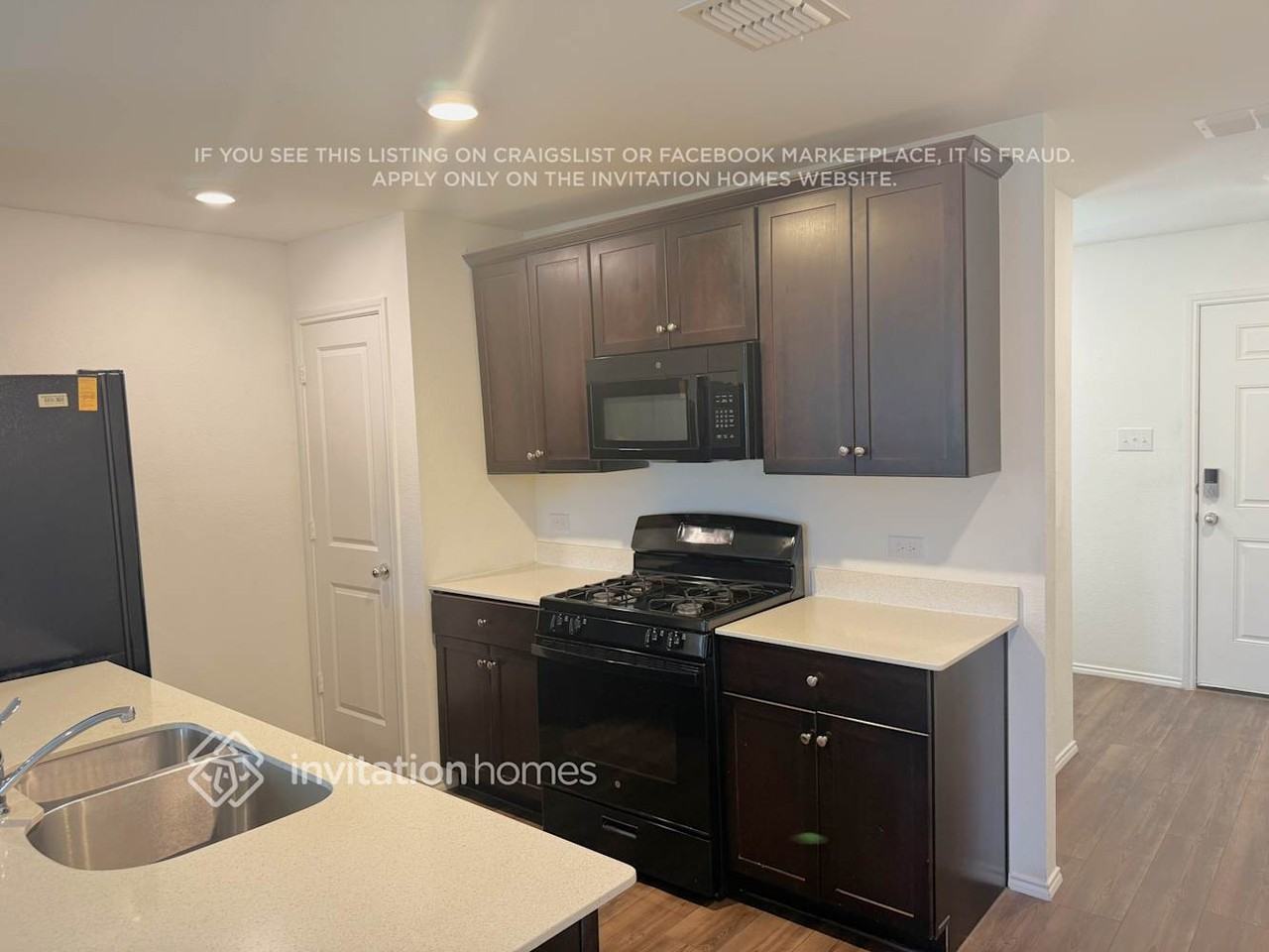 336 Red Rock Trl - Photo 6 of 17