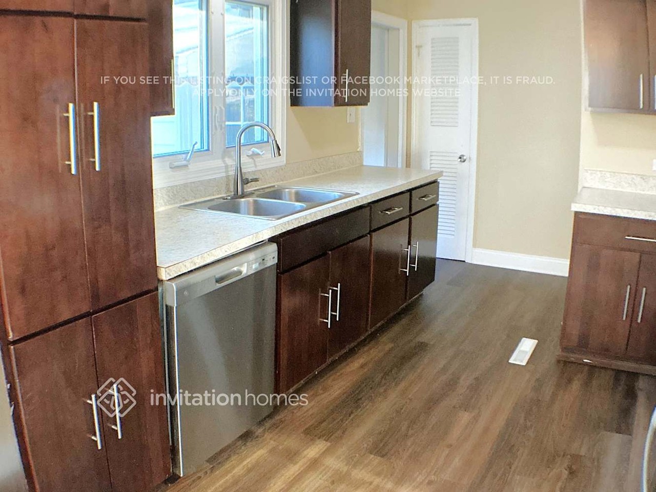 9219 S 51st Ave - Photo 6 of 16