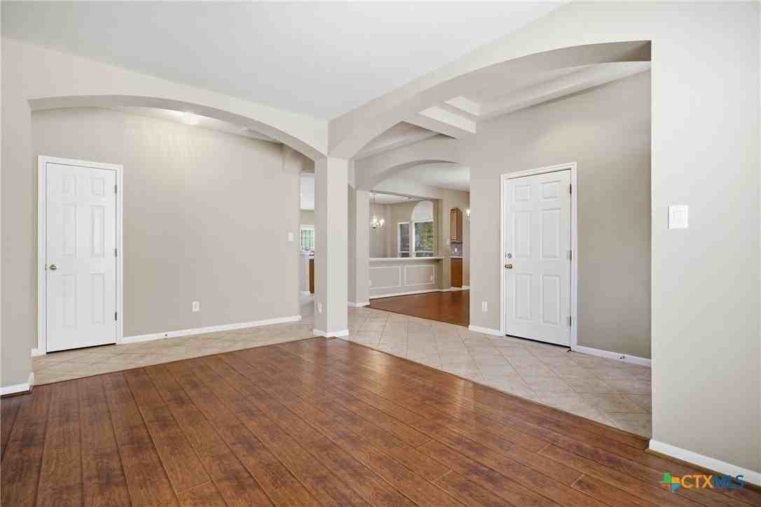 904 Winding Creek Pl - Photo 7 of 44