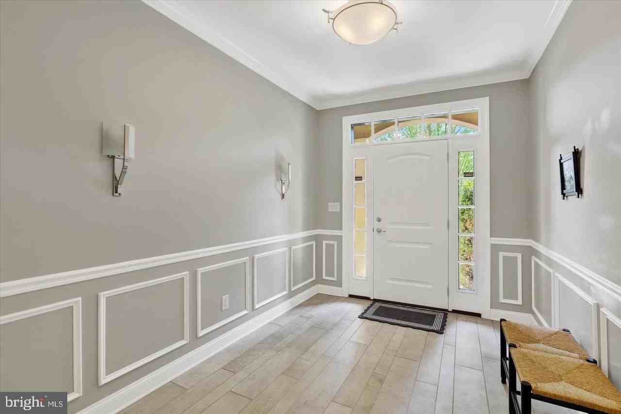 49 David Dr - Photo 3 of 21