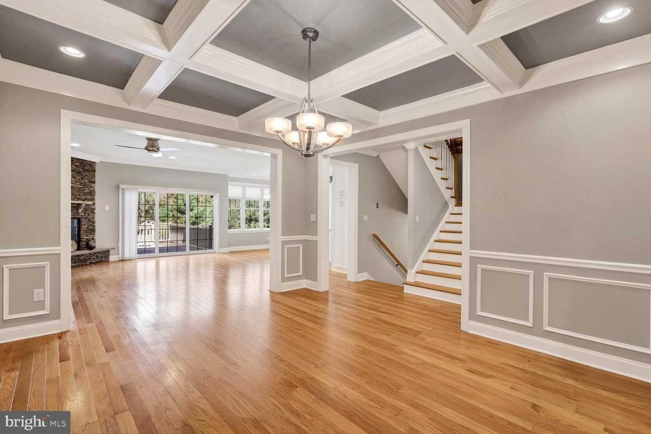 49 David Dr - Photo 5 of 21