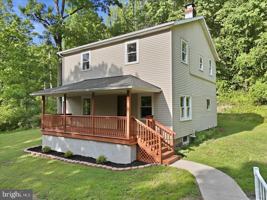 featured image of 575 Mt Nebo Rd