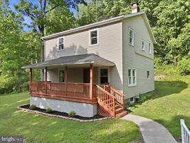 575 Mt Nebo Rd - Photo 1 of 1
