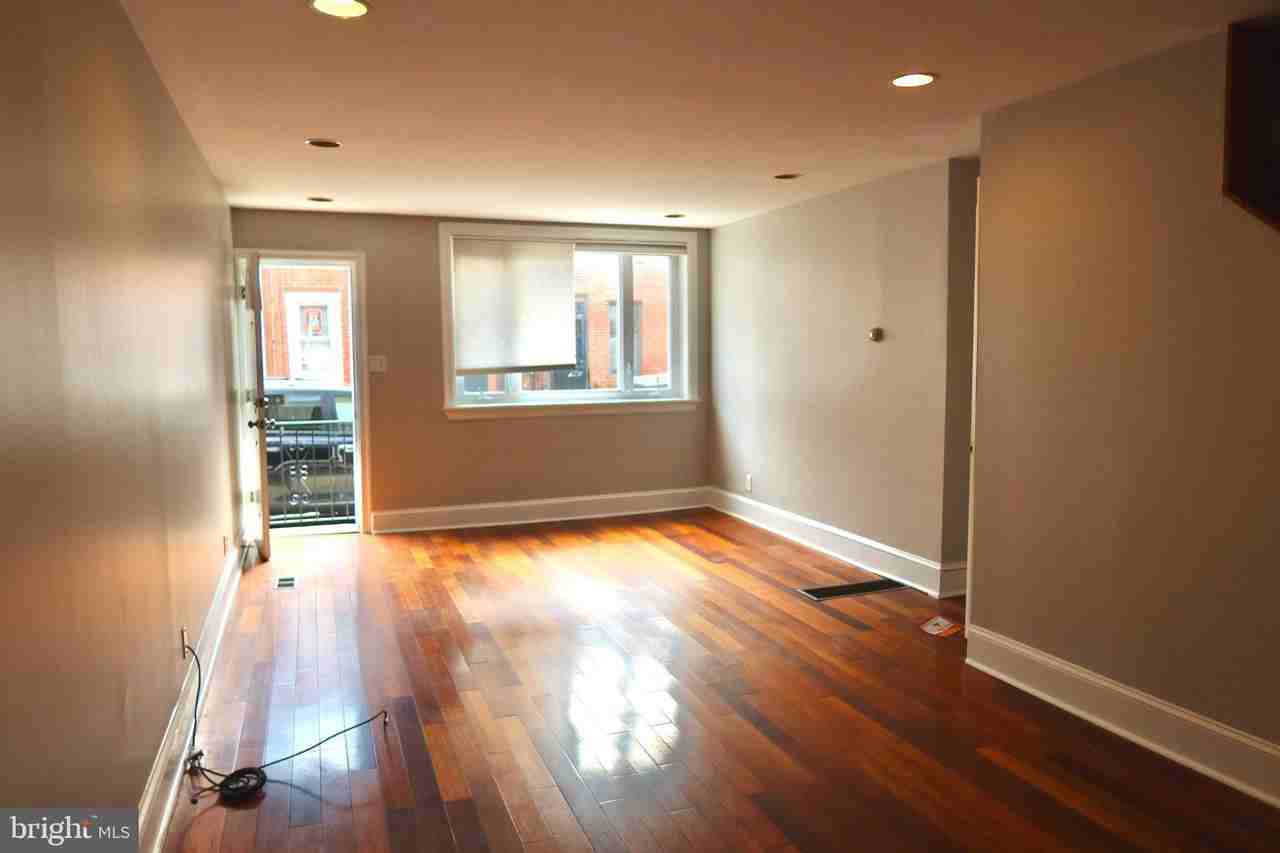 1726 S Orianna St - Photo 3 of 16