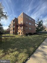 500 S Courthouse Rd #10 - Photo 1 of 1