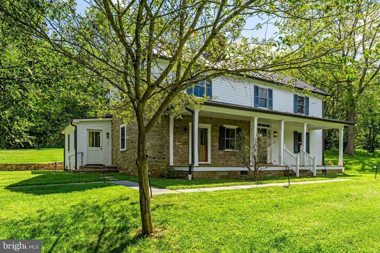 5519 Hopewell Rd - Photo 2 of 50