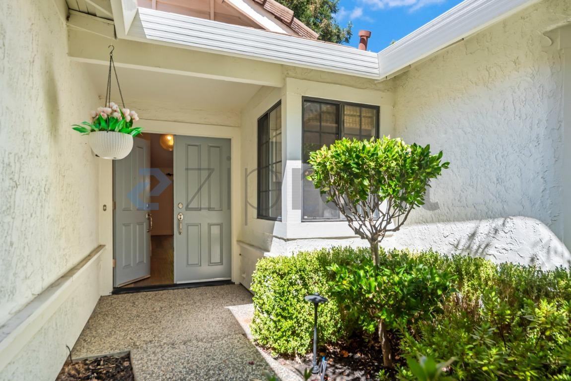 342 Fontaine Ct - Photo 4 of 32