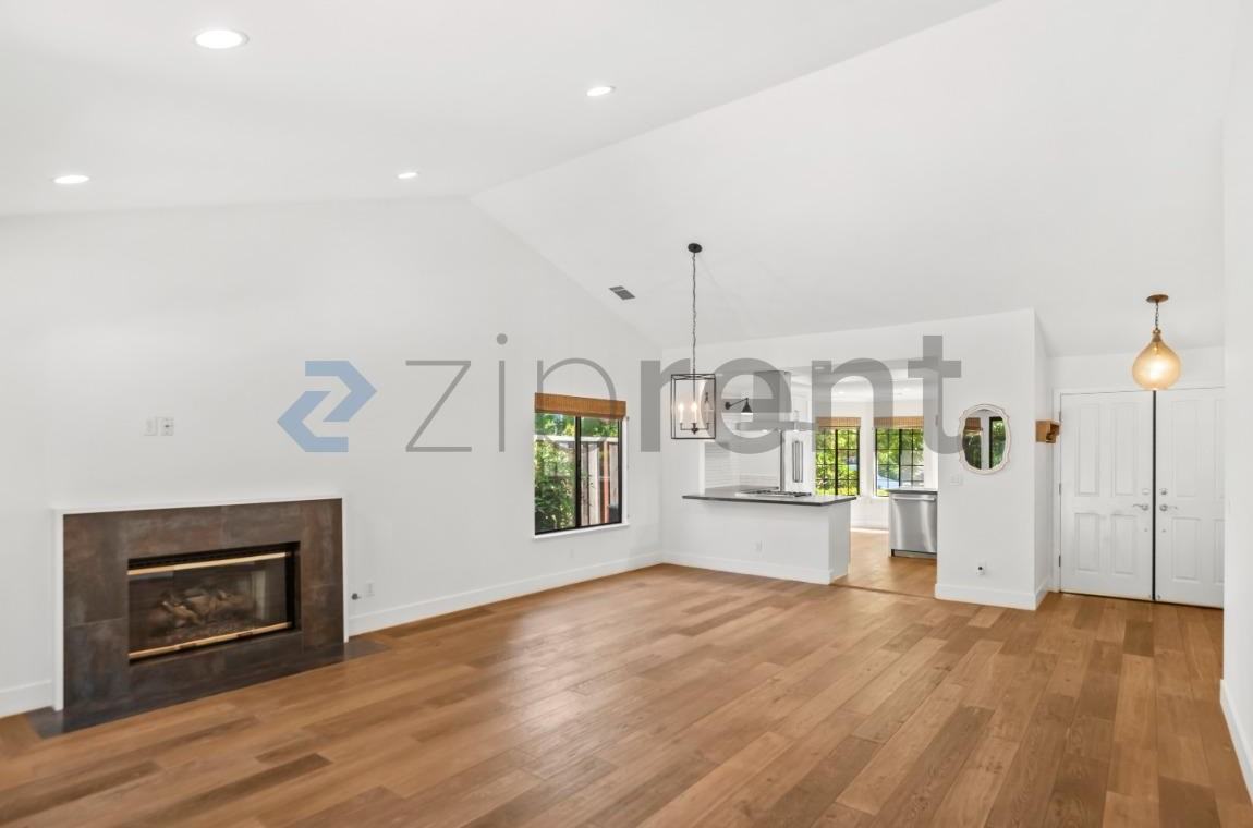 342 Fontaine Ct - Photo 7 of 32