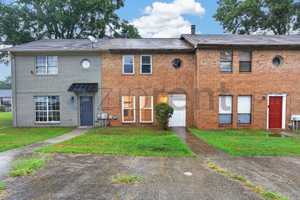 featured image of 1329 Lakeview Drive Northwest #1329