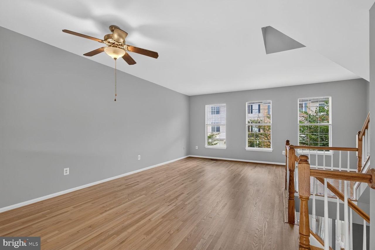 2432 Clover Field Cir - Photo 6 of 33