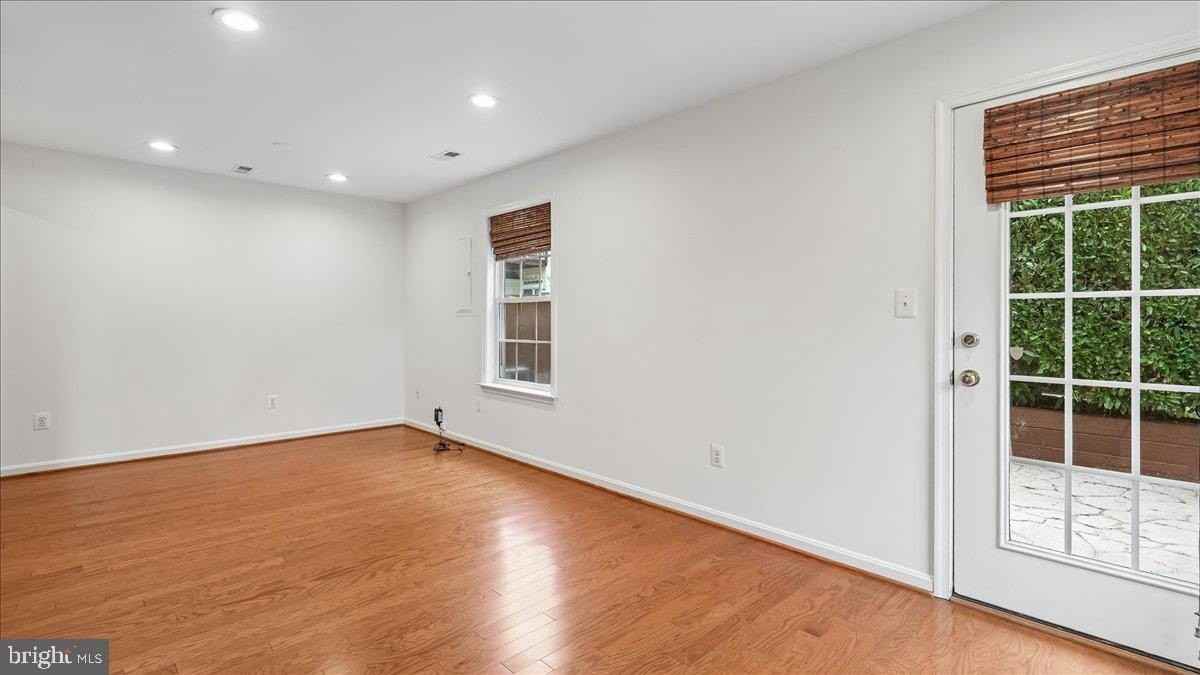 47761 Scotsborough Sq #106 - Photo 6 of 21