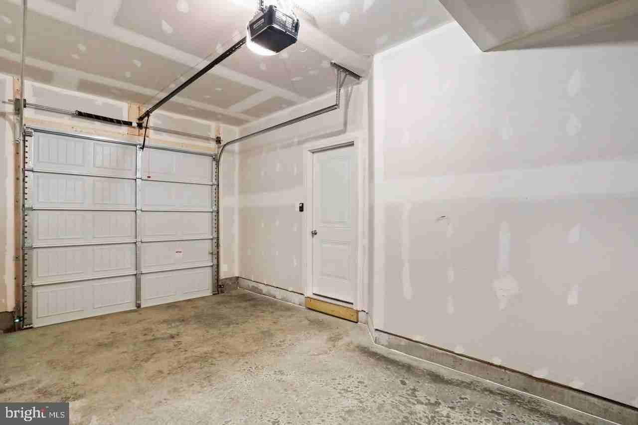 124 Tuxford Rd - Photo 6 of 37