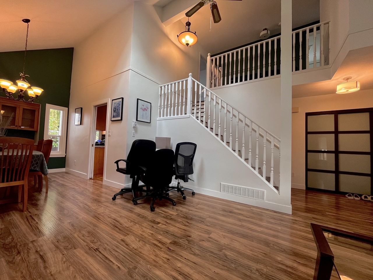 15121 96A Avenue - Photo 3 of 31