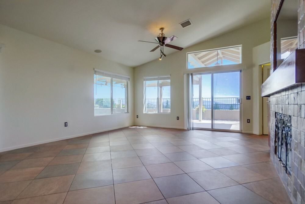 2703 Lobelia Rd - Photo 4 of 50