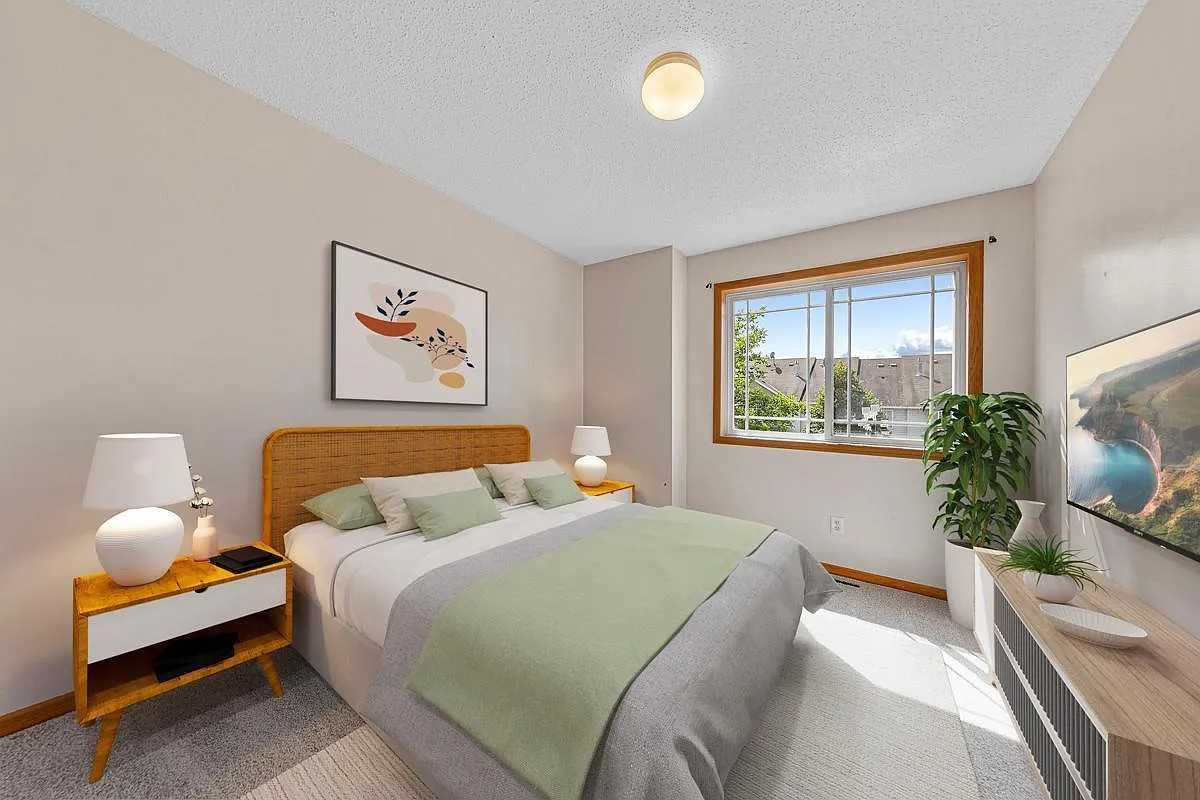 3009 Pebble Beach Dr - Photo 2 of 7