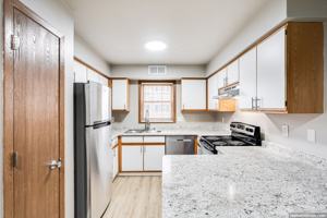 featured image of 3121 Forest Run Way