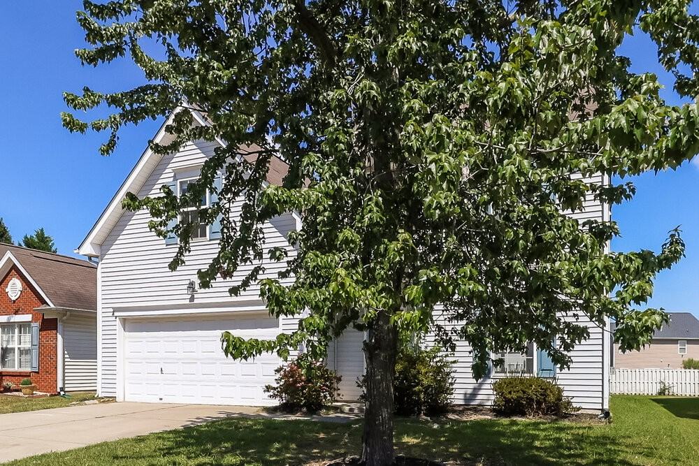 4823 Sunburst Ln - Photo 4 of 17