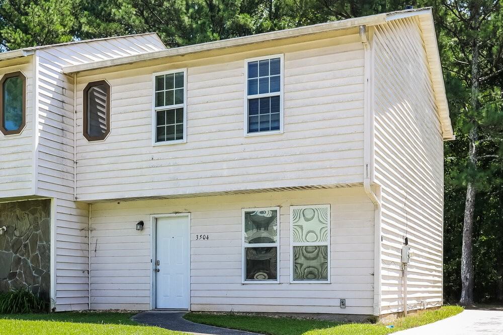 3504 Hopkins Ct - Photo 4 of 17
