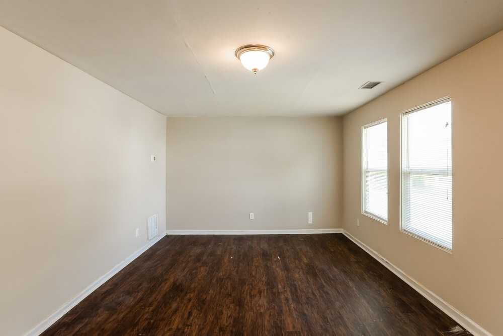 3504 Hopkins Ct - Photo 5 of 17