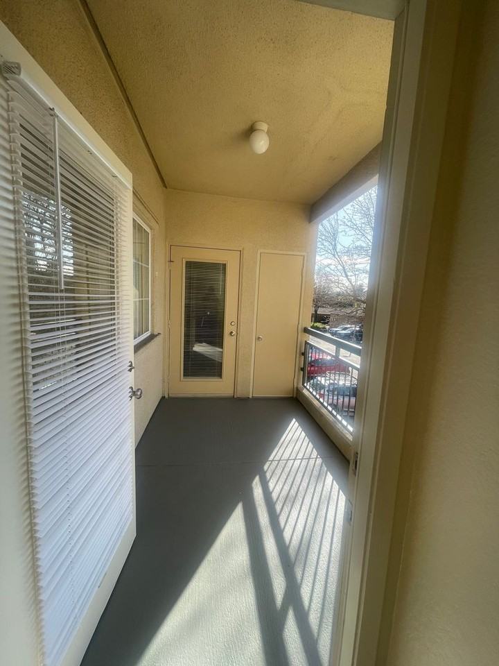 Mountainview Villas - Photo 2 of 9