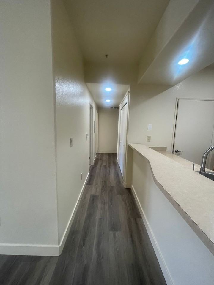 Mountainview Villas - Photo 6 of 9