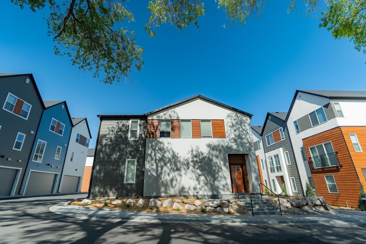 Woods Rose Townhomes - Photo 3 of 31