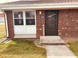 featured image of 407 E Maple St
