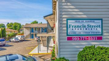 featured image of 3933 Se Francis St