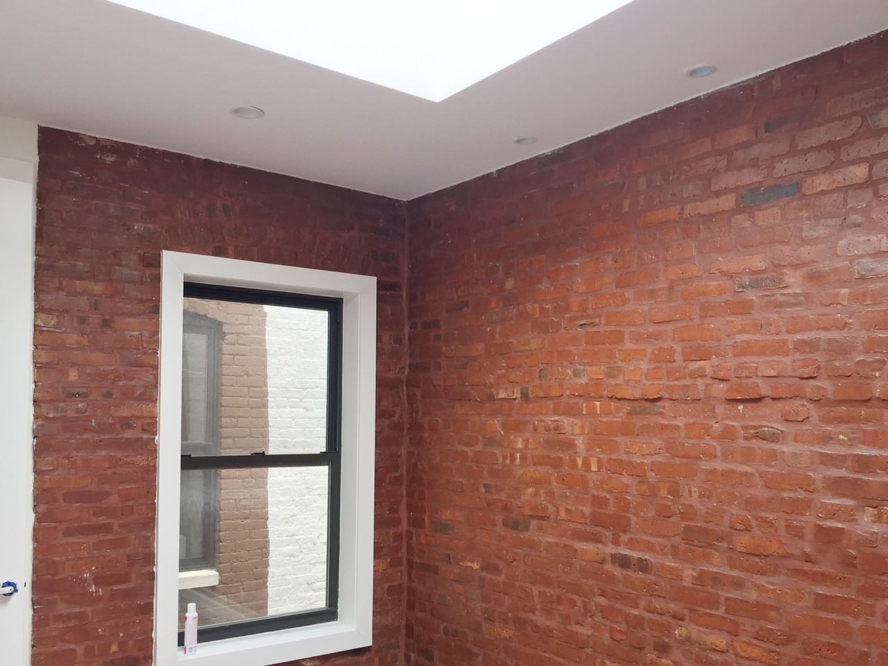 872 Jefferson Avenue #11 - Photo 2 of 7