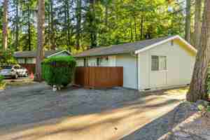 featured image of 1830 Carpenter Rd Se