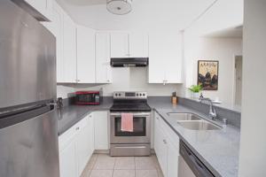featured image of 12325 Chandler Blvd