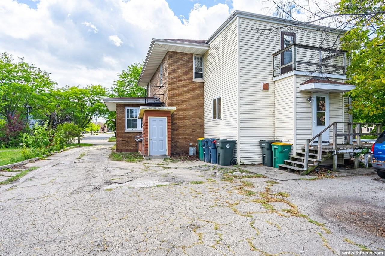 85 Sheboygan St. - Photo 2 of 14