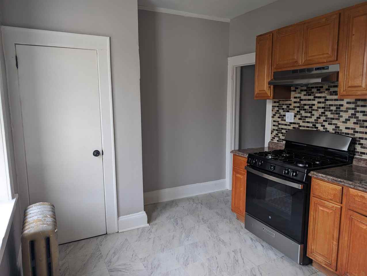 179 Madison - Photo 2 of 8