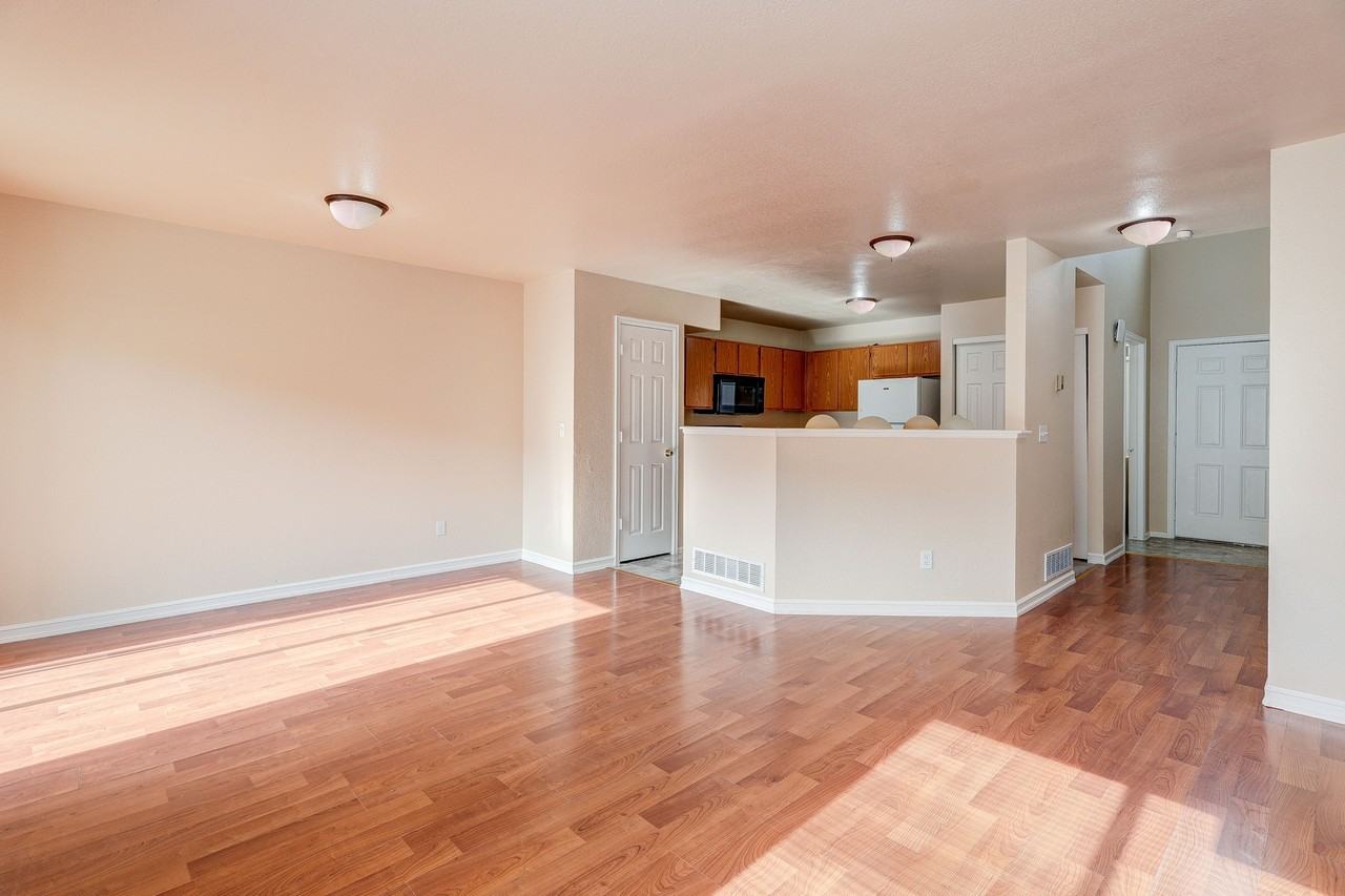 1273 S ZENO WAY - SELECT - Photo 4 of 22