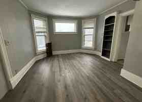 featured image of 805 S Cedar Ave