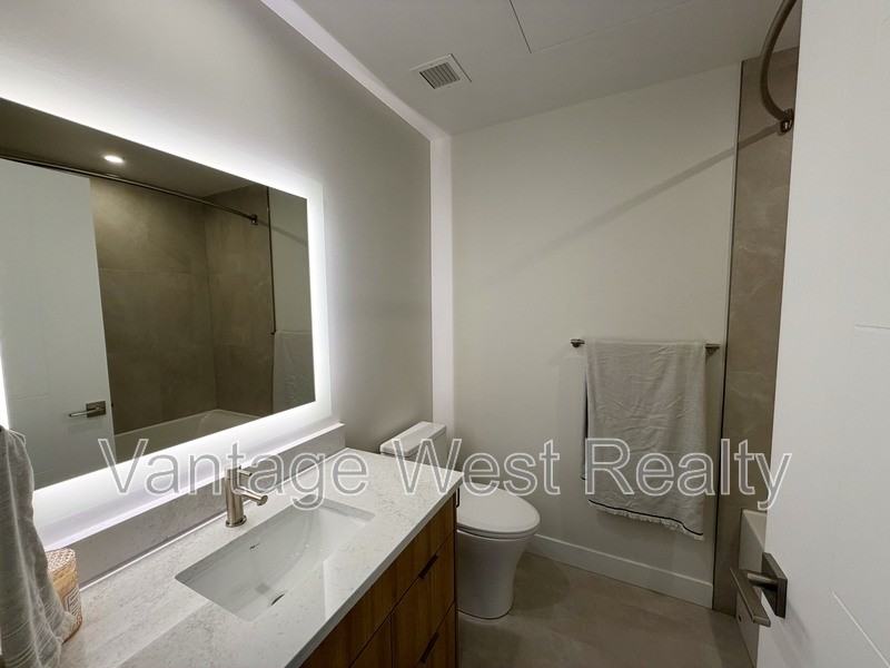500 Sutherland Ave - Photo 5 of 21