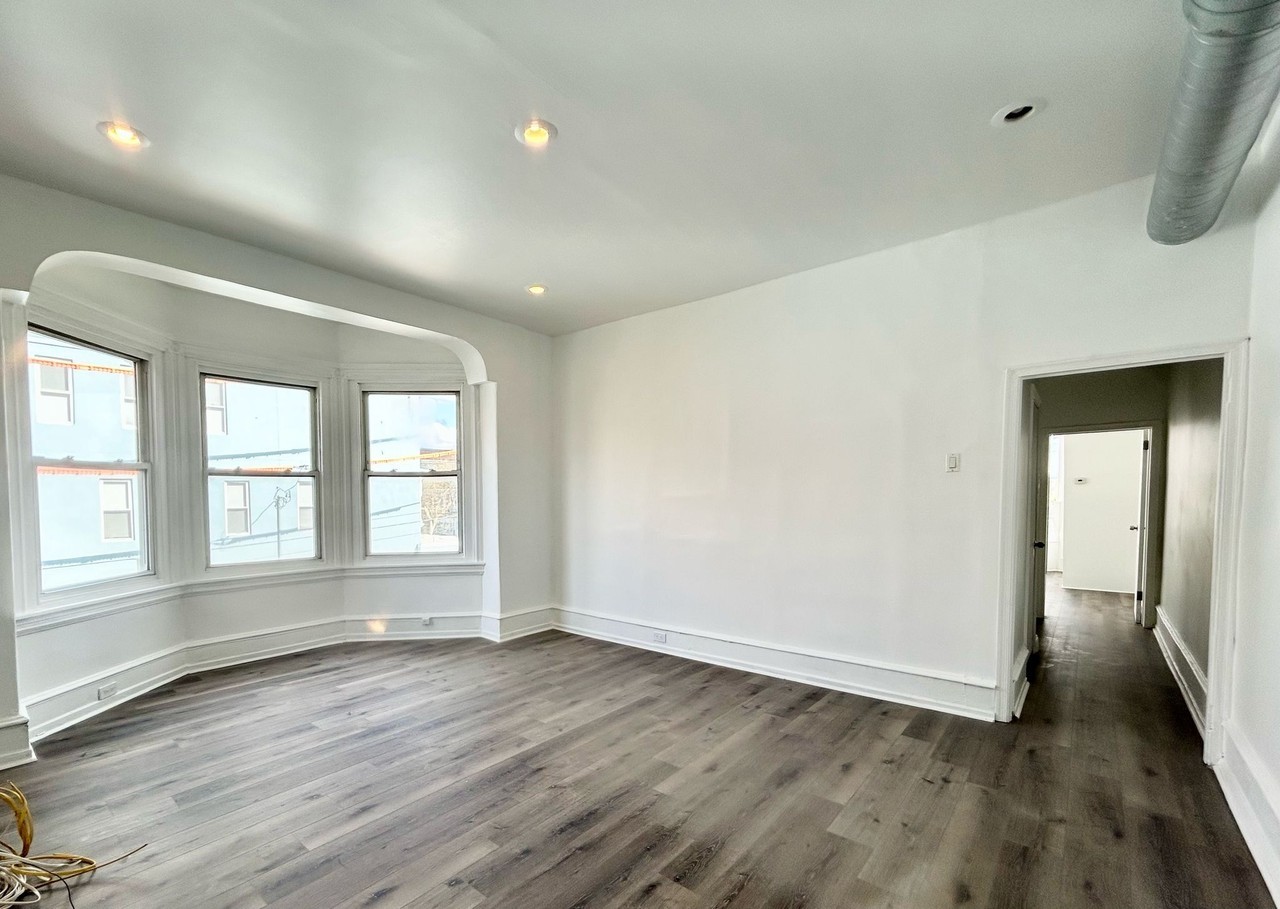 1801 West Erie Avenue - Photo 2 of 11