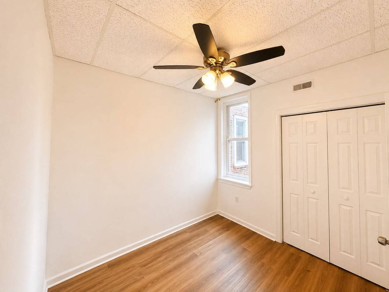 2115 West Ontario Street - Photo 6 of 9