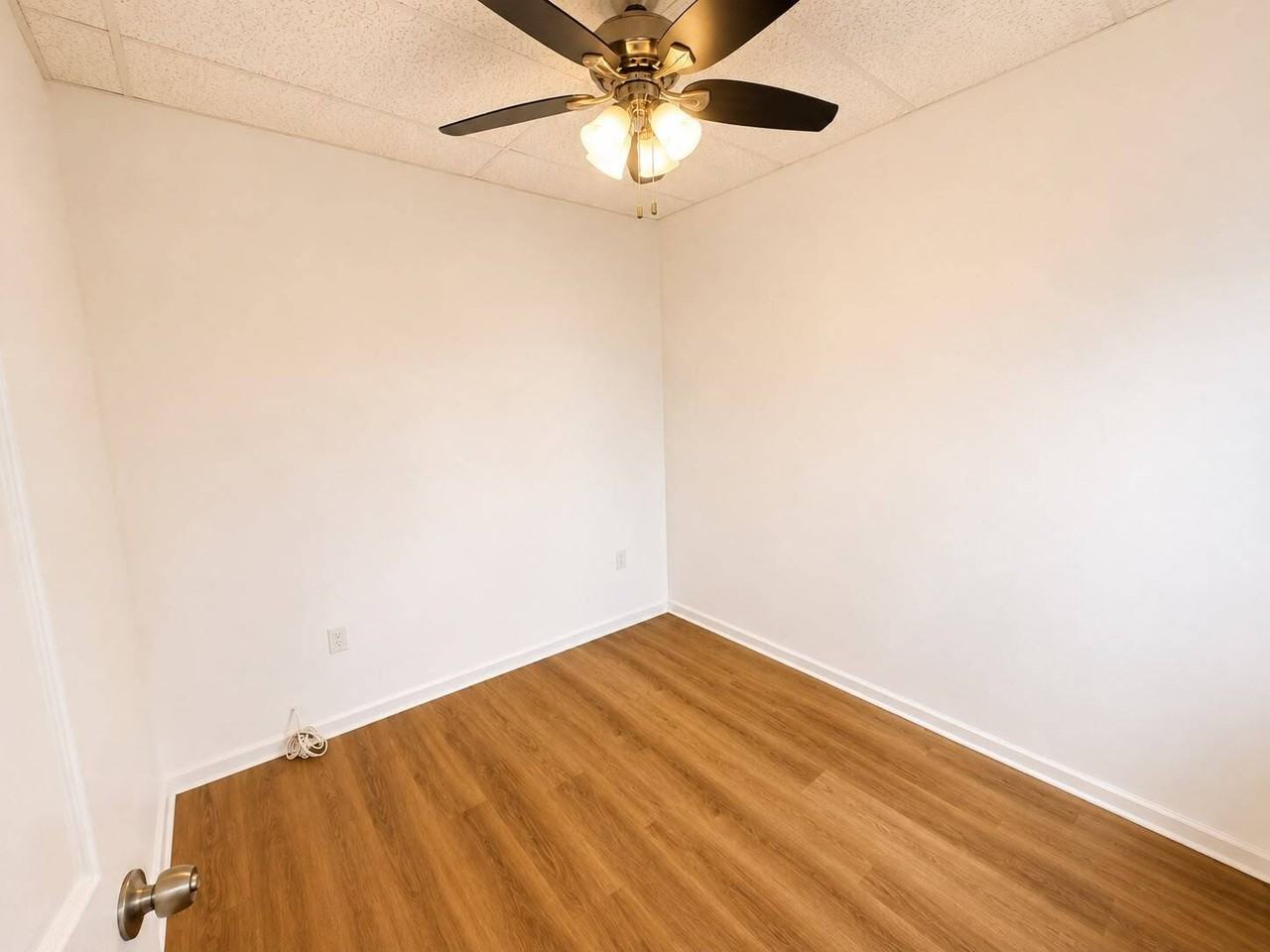 2115 West Ontario Street - Photo 7 of 9