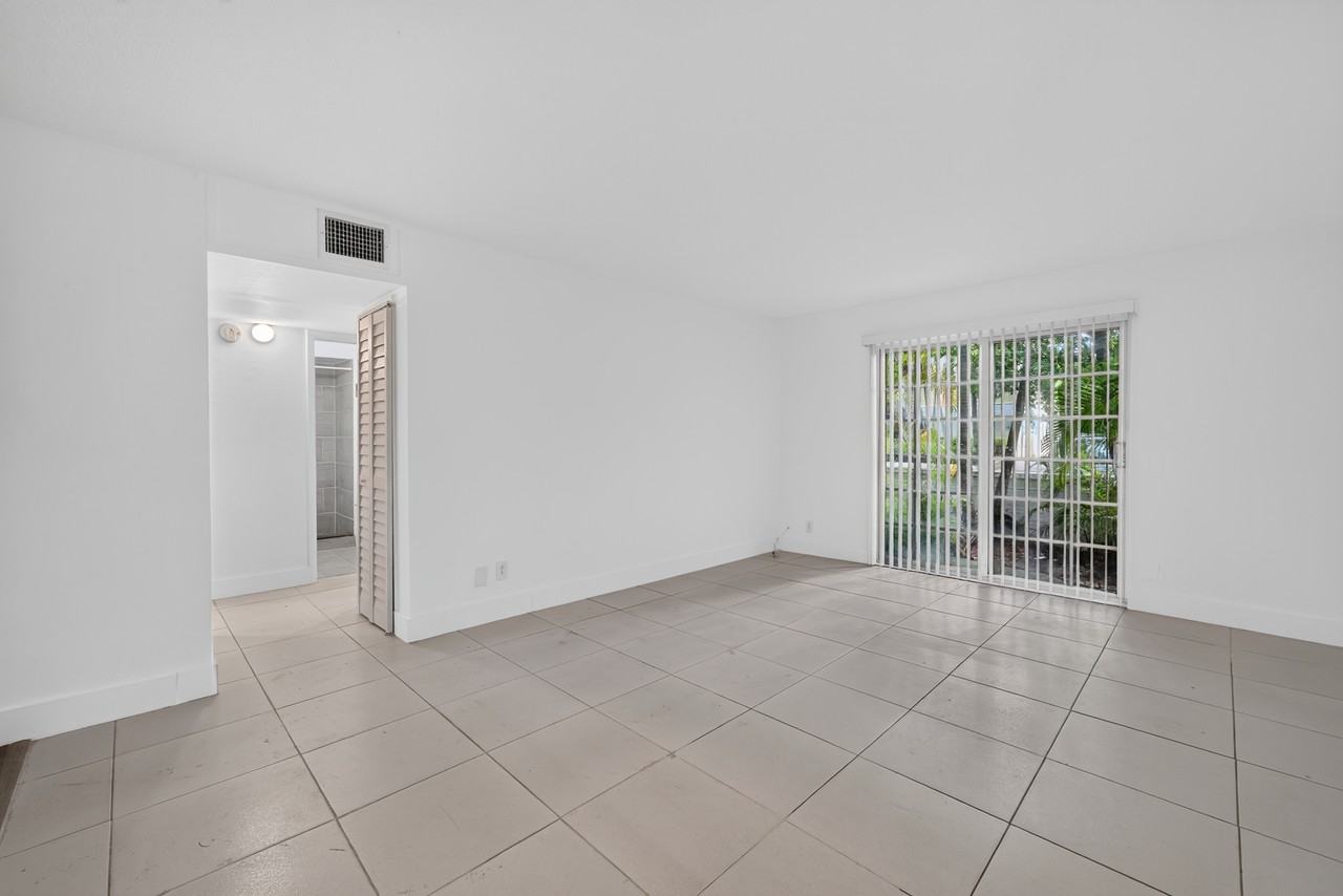 416 Santander Ave. - Photo 3 of 28