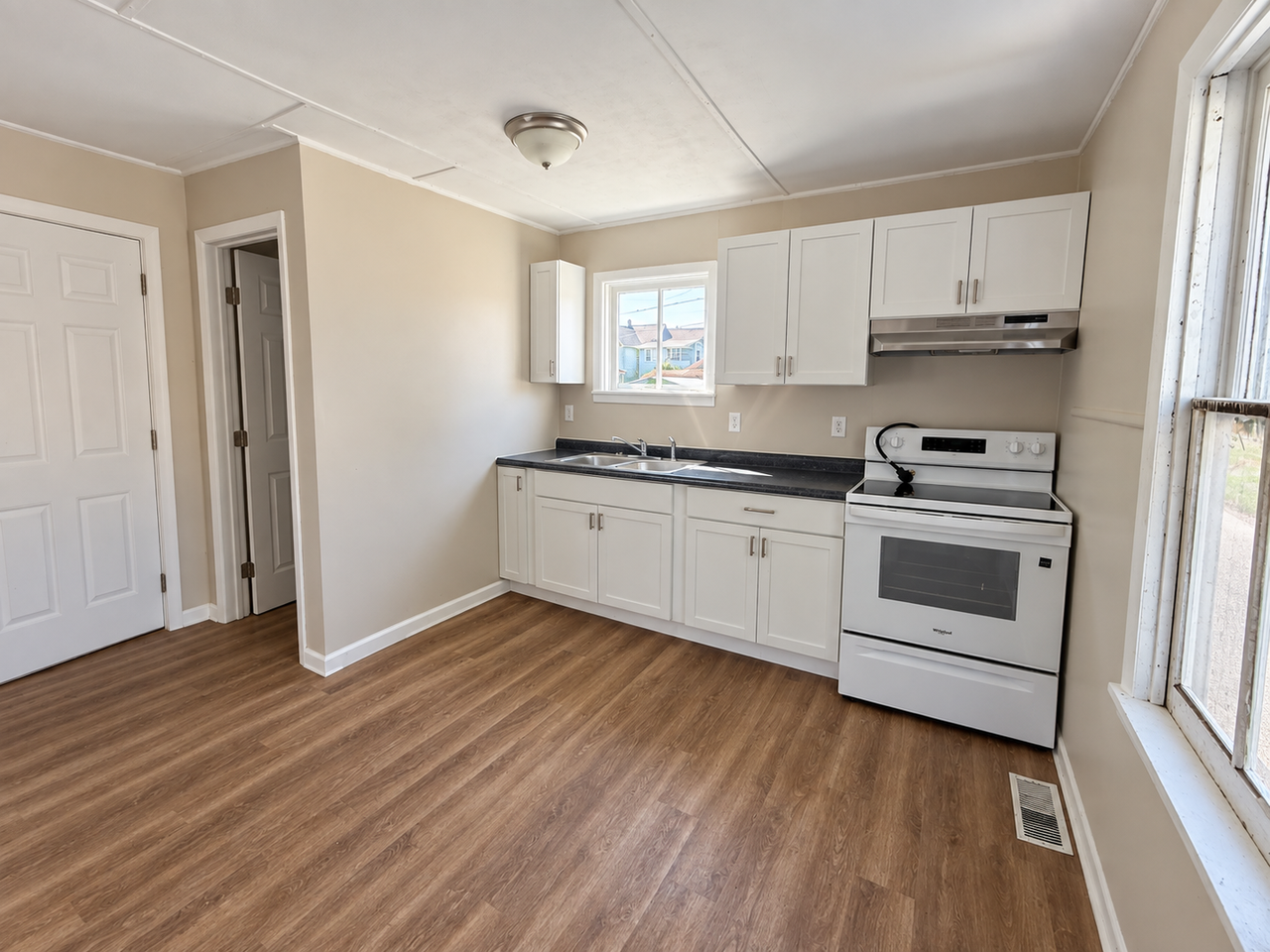 1207 Freed Pl - Photo 3 of 9