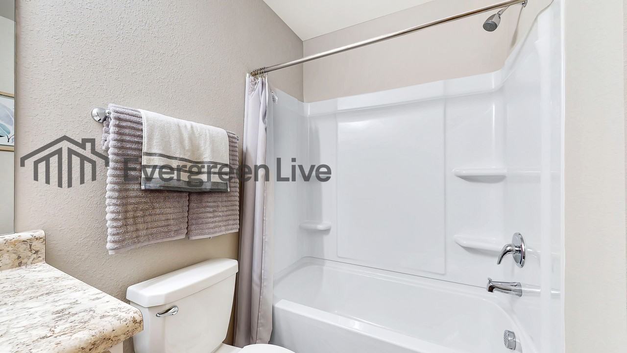 1068 Hilda Ln - Photo 3 of 16