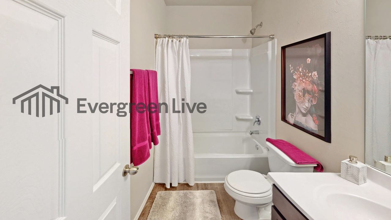2700 Young St - Photo 3 of 14