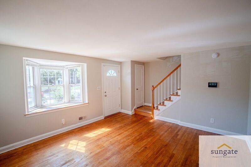 8322 Loch Raven Blvd - Photo 3 of 40