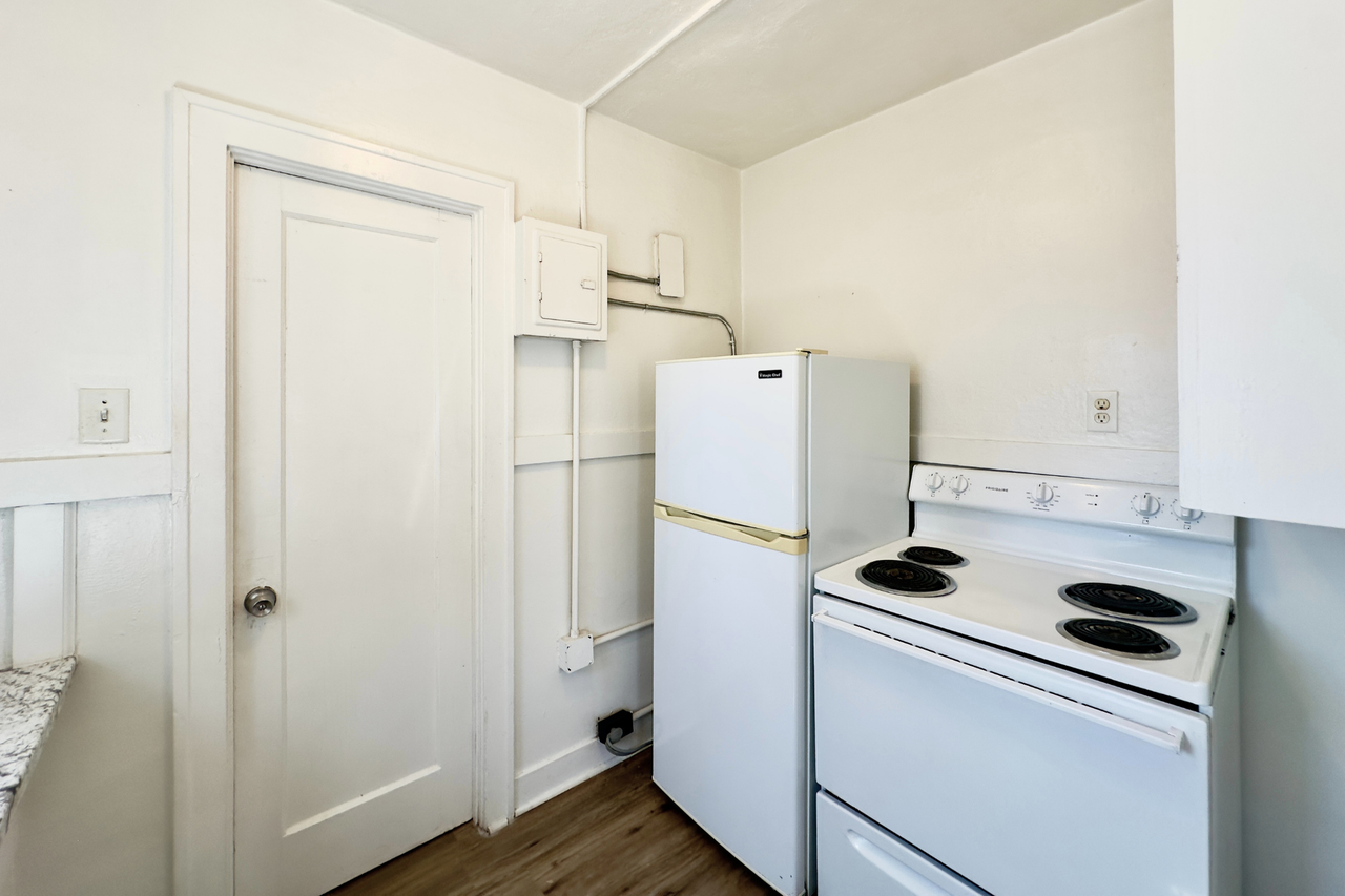 723 W. Lewis Street - Photo 6 of 28