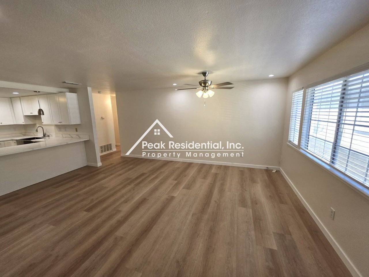 7435 Power Inn Rd #B - Photo 6 of 19